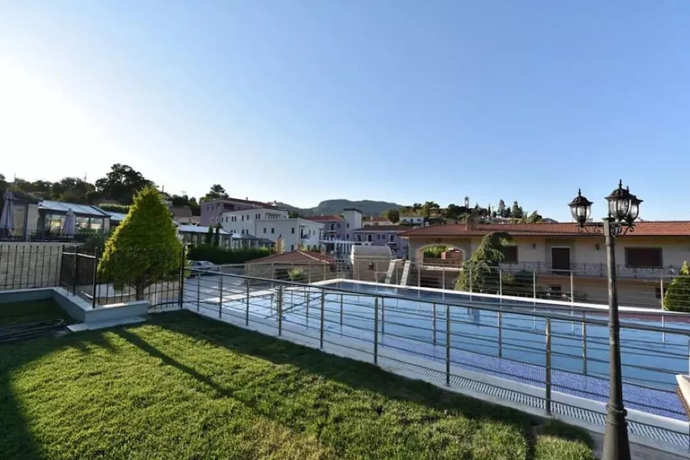 Фото Alexander Mountain Resort