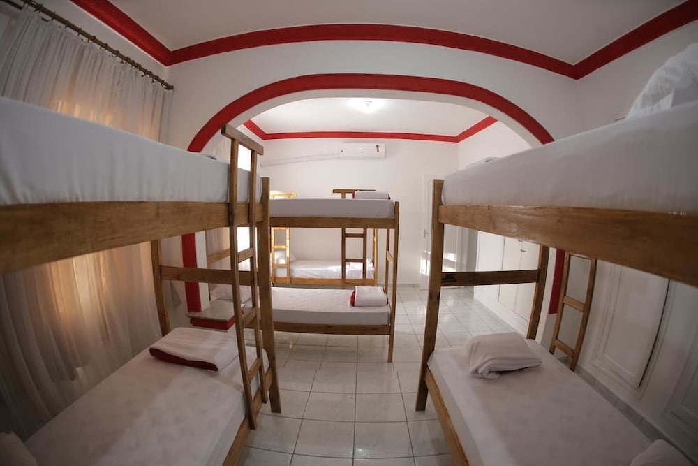 Фото Pousada e Hostel Aqui