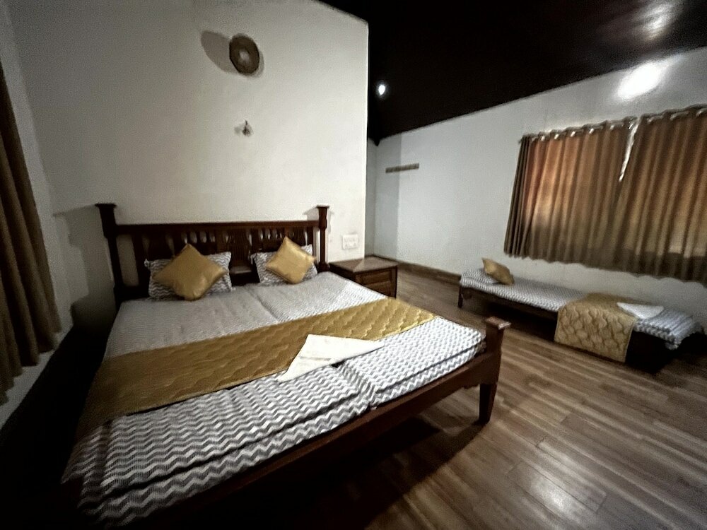 Фото Forest Trails Adventure Resort