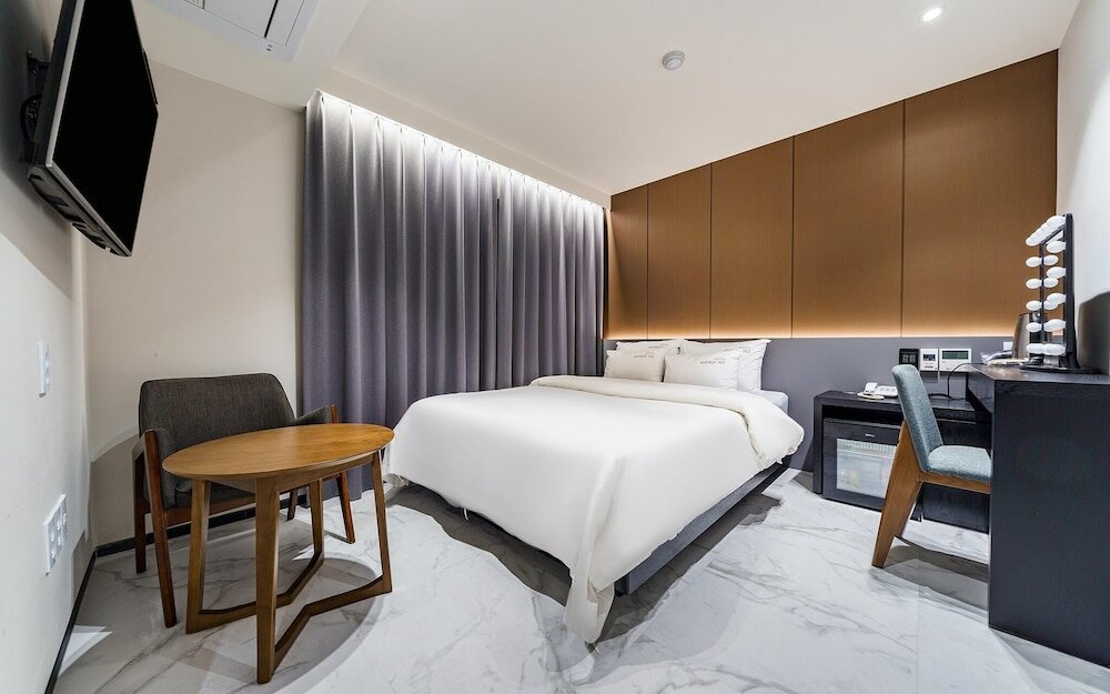 Фото Jongno Hotel Avenue 162