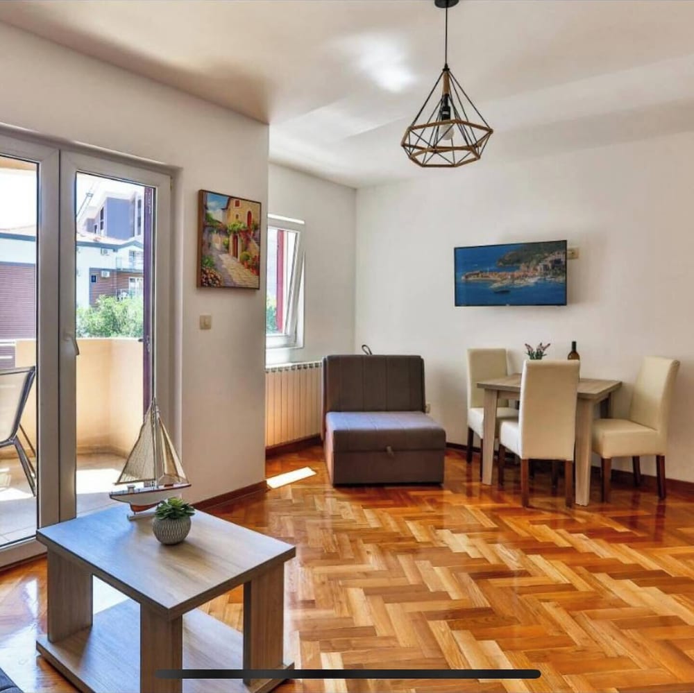 Фото 4. Proleterske