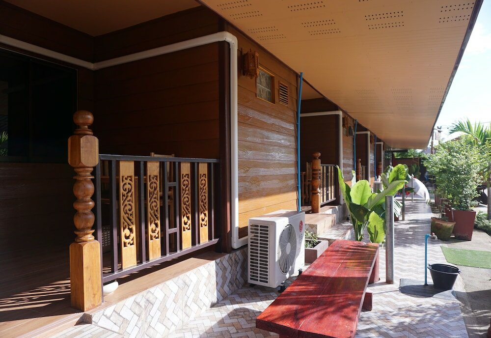 Фото Lampang Bouteak Resort