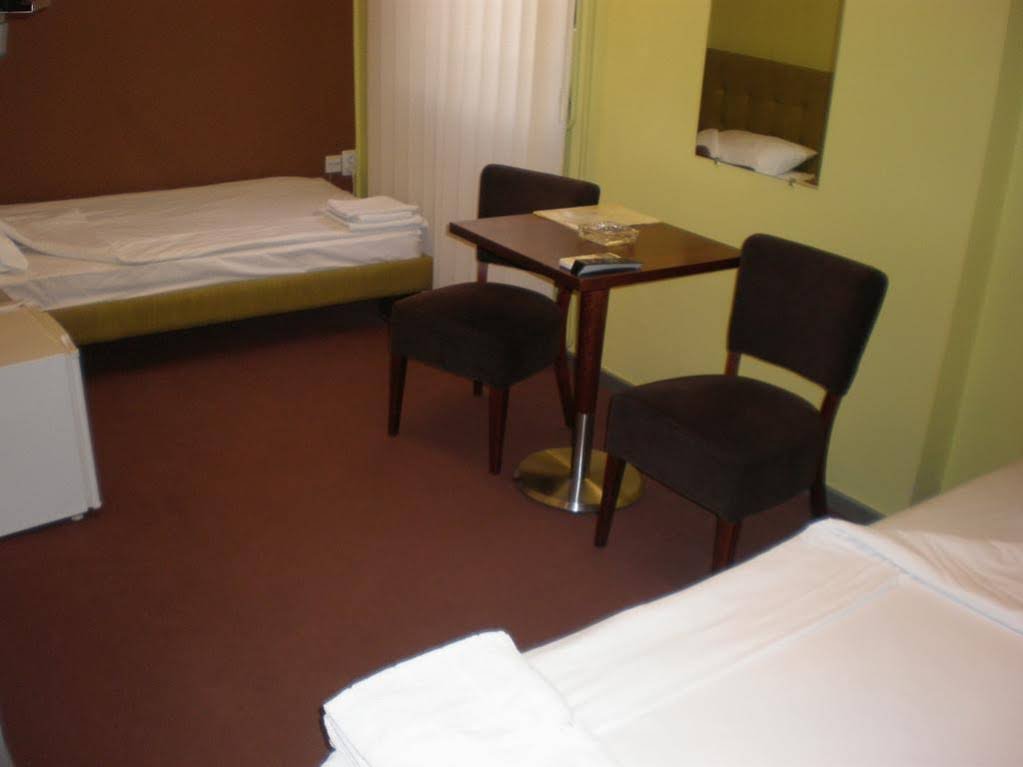 Фото Garni Hotel Mediteraneo