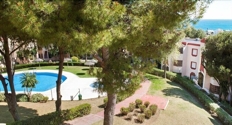 Апартаменты Lovely Apartment with Pool and Views Ref 113