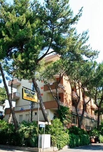 Фото Hotel Brown