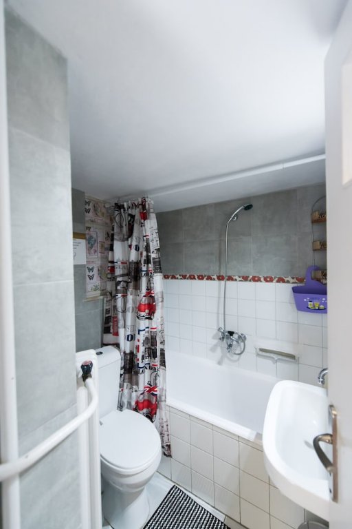 Фото Athinian apartment veikou