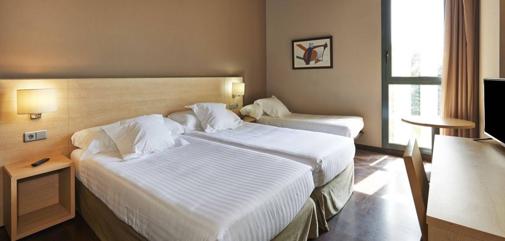 Фото Exe Barcelona Gate