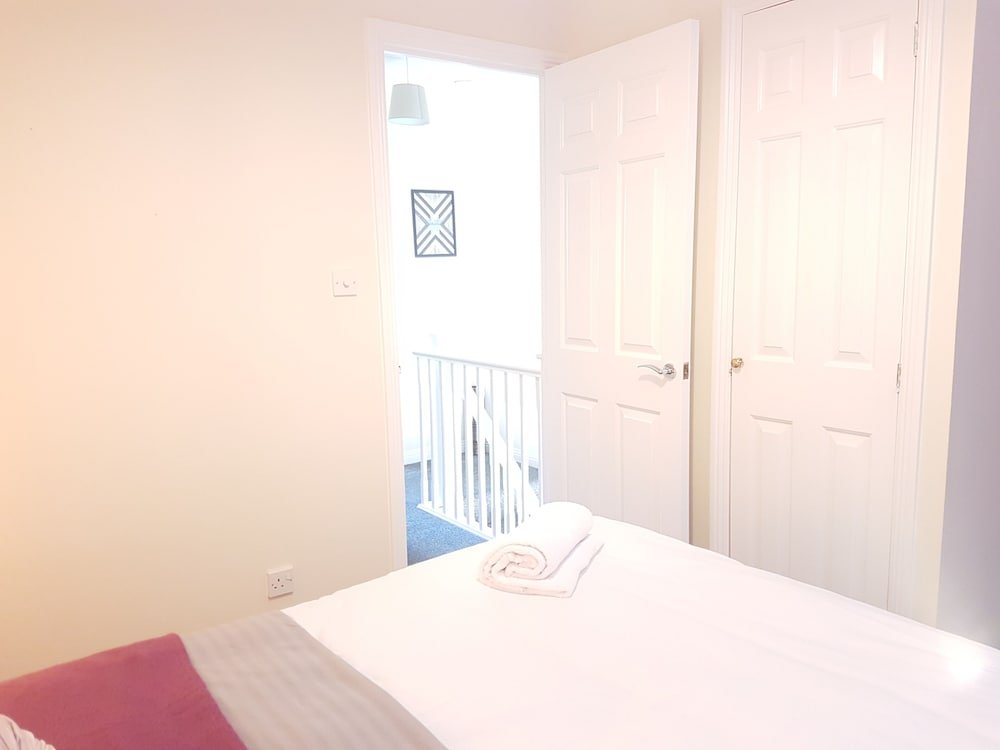 Фото Vokes House - Oceana Serviced Accommodation