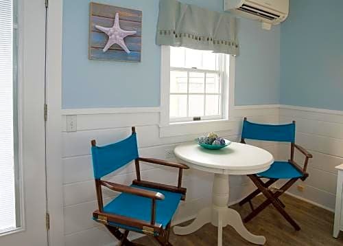 Фото Inn on the Beach