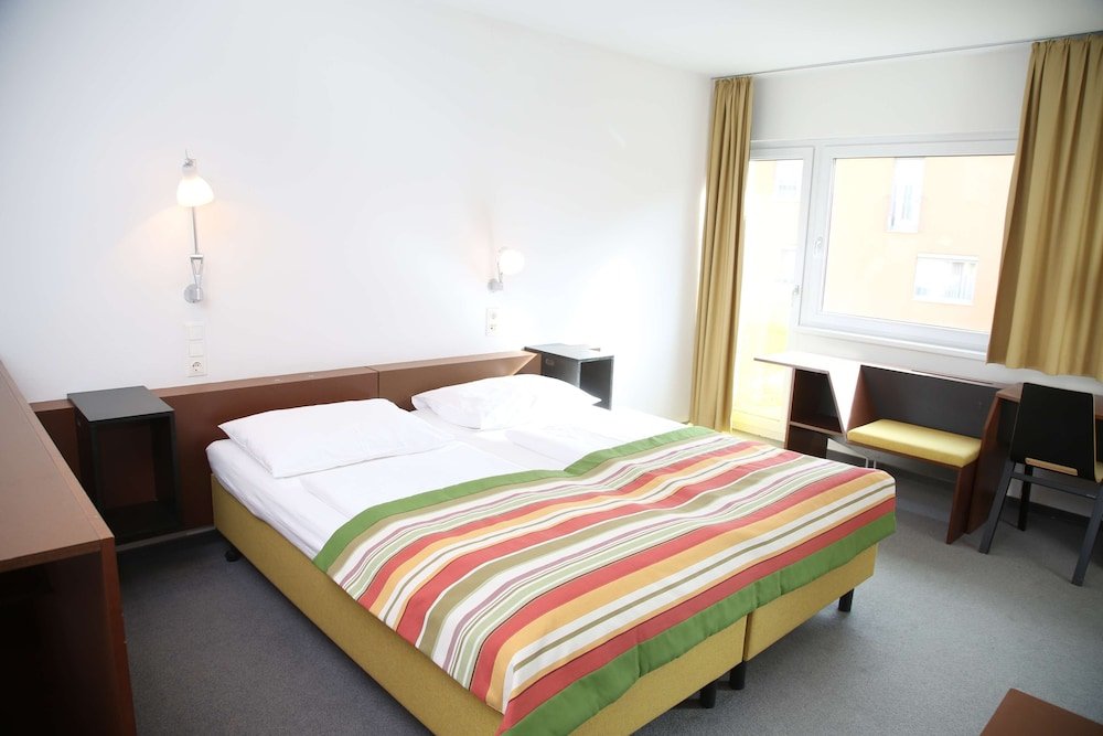 Фото Kyriad Vienna Altmannsdorf