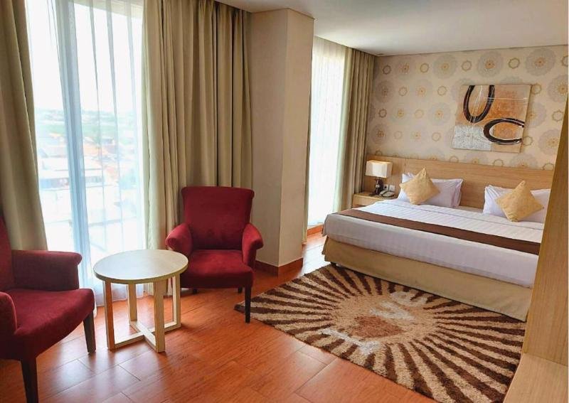 Фото Days Hotel & Suites by Wyndham Jakarta Airport