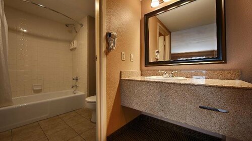 Гостиница Best Western Diamond Bar Hotel & Suites в Помоне