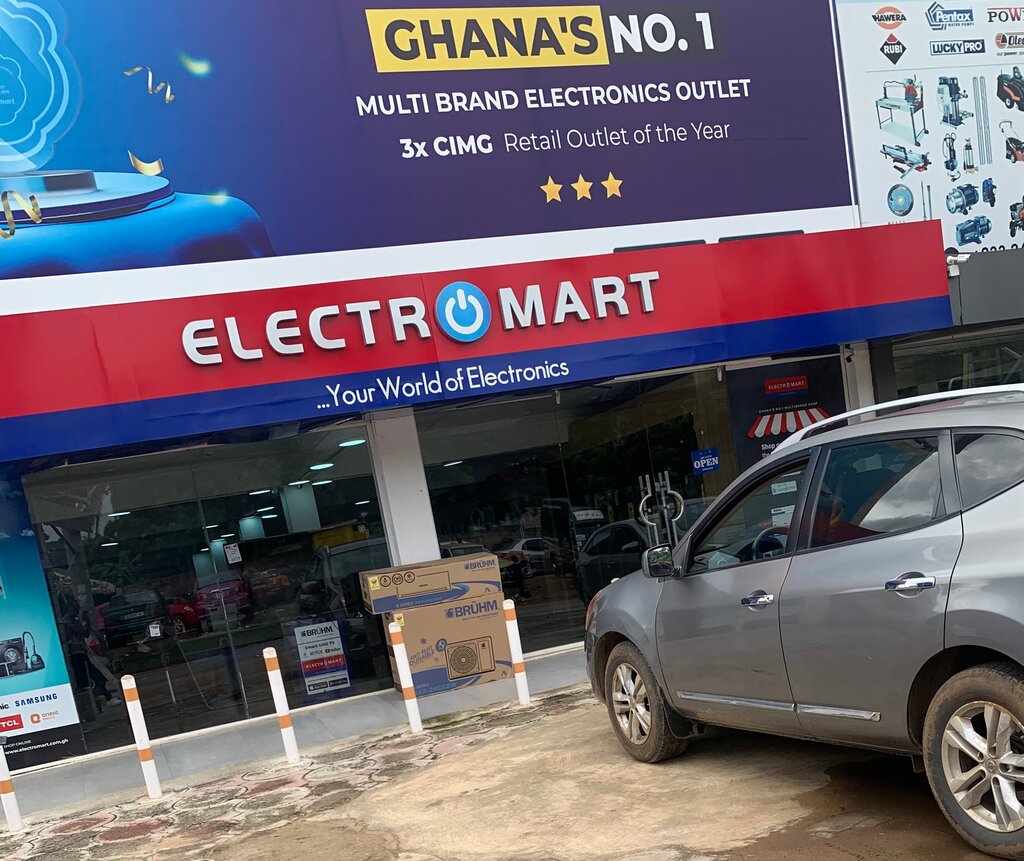Household appliances store Electromart, Accra, photo
