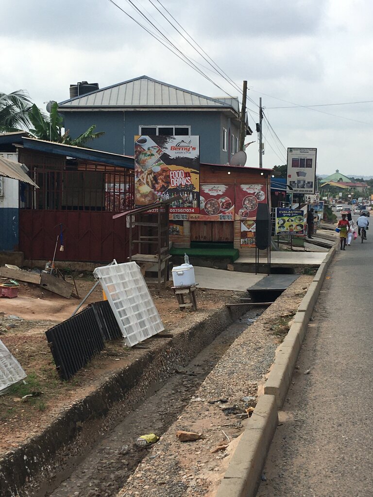 Restaurant Beenys eatery and pub, Earth, photo