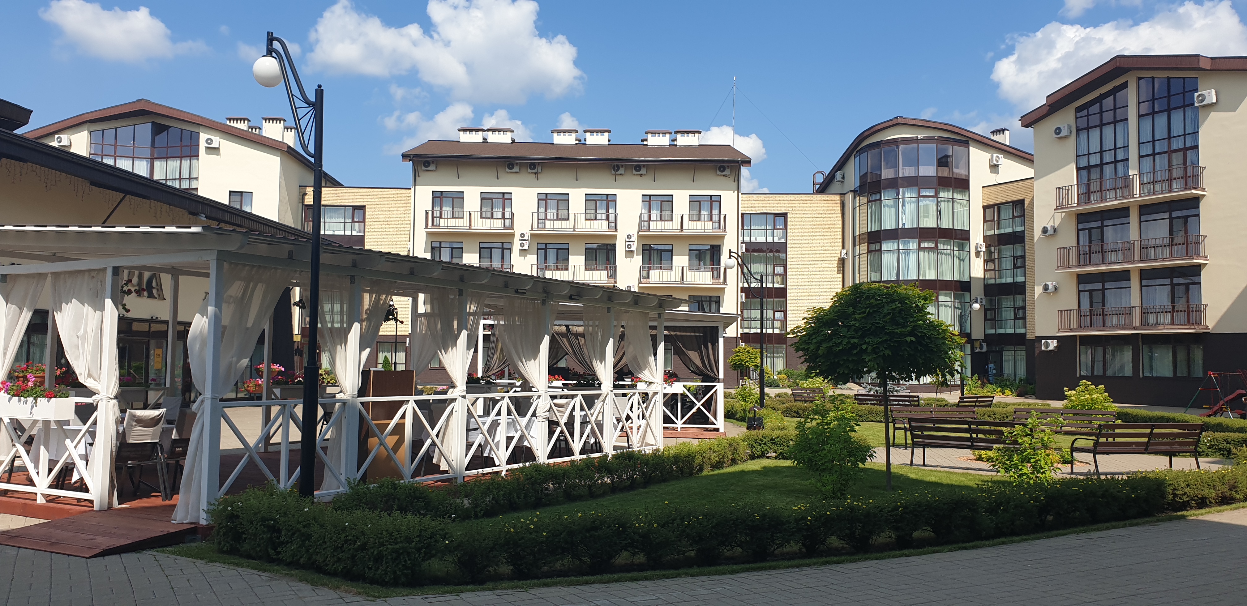 Фото отеля 3