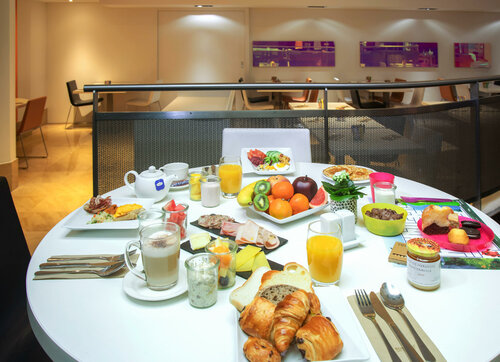 Гостиница Novotel Geneve Centre в Женеве