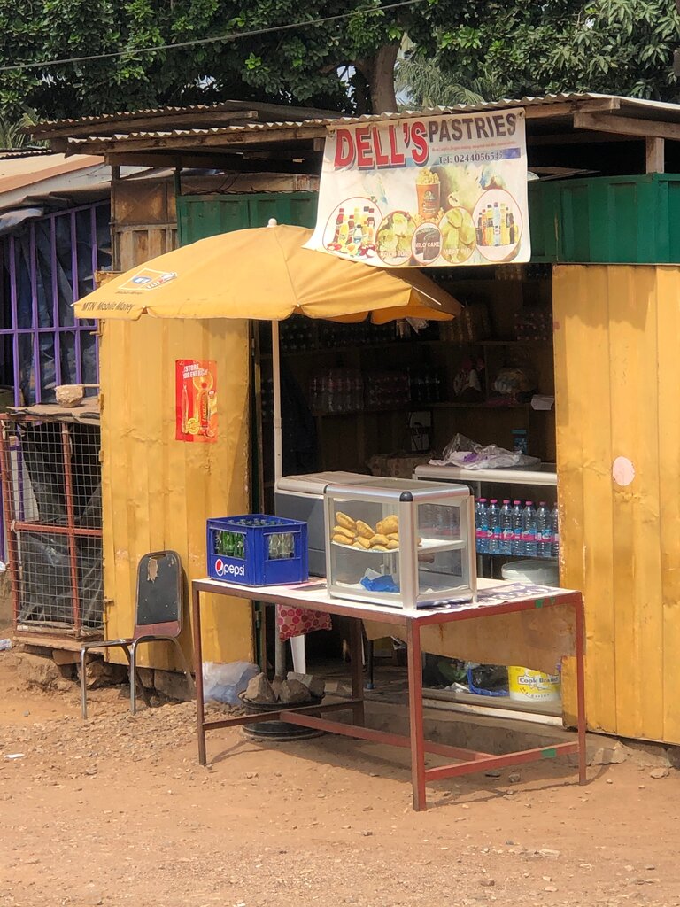 Confectionary Dell’s Pastries, Earth, photo