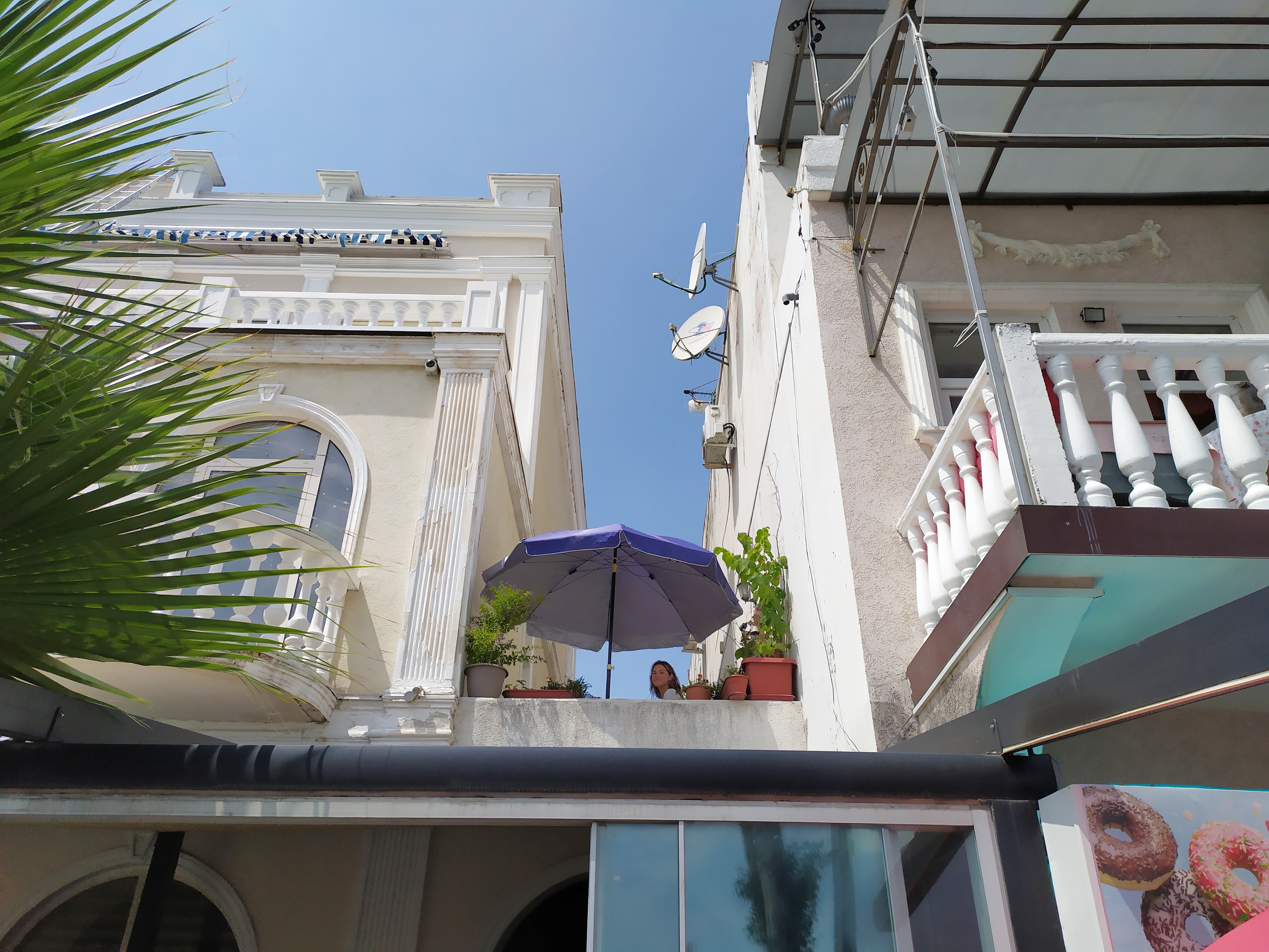 Фото Сухум Сити Мини Хотел