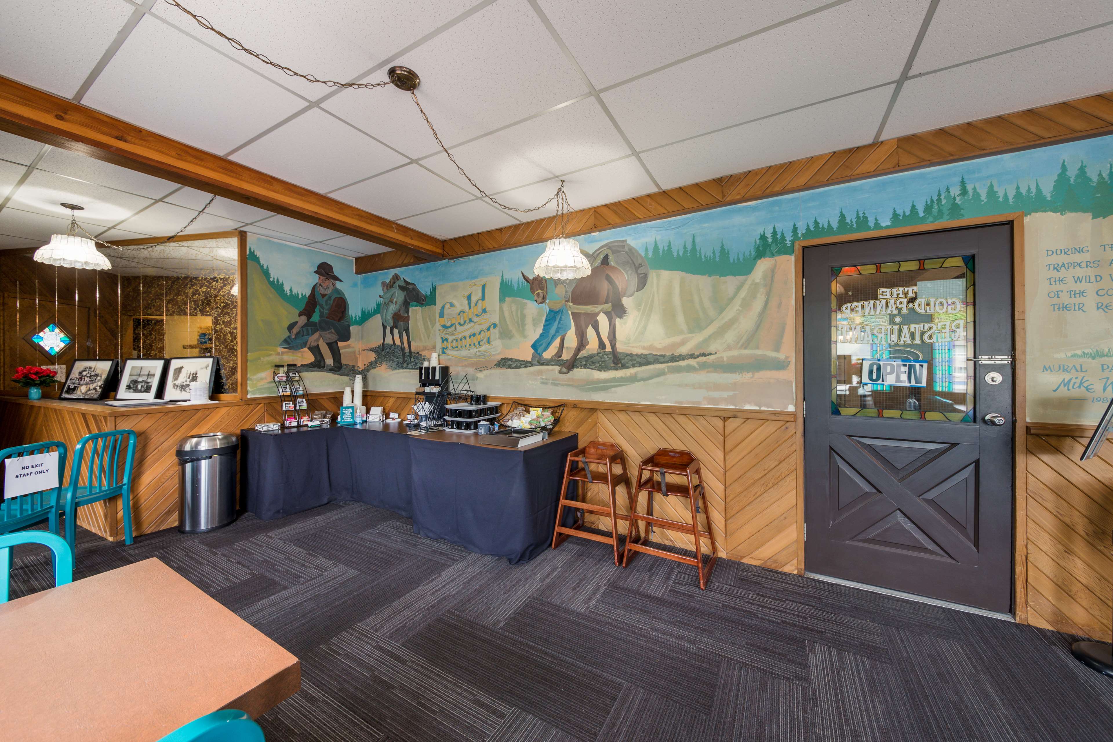 Фото Stoke Hotel SureStay Collection by Best Western