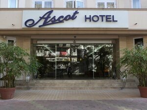 Гостиница Ascot Hotel в Мумбаи