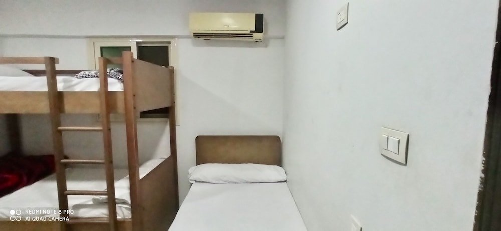 Фото Pyramids Youth House