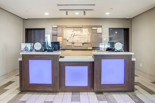 Гостиница Holiday Inn Express & Suites Tulsa East - Catoosa, an Ihg Hotel