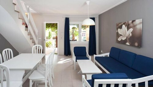 Гостиница Apartamentos Iris