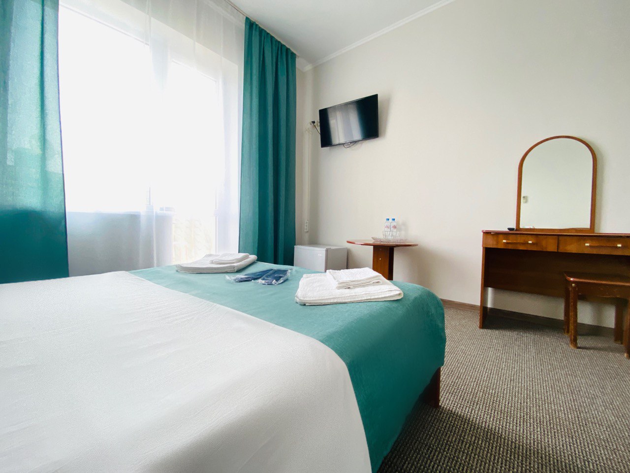 Фото отеля 2