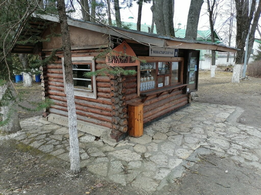 Productos religiosos Tserkovnaya lavka, Spaso-Preobrazhensky Mirozhsky monastyr, , foto