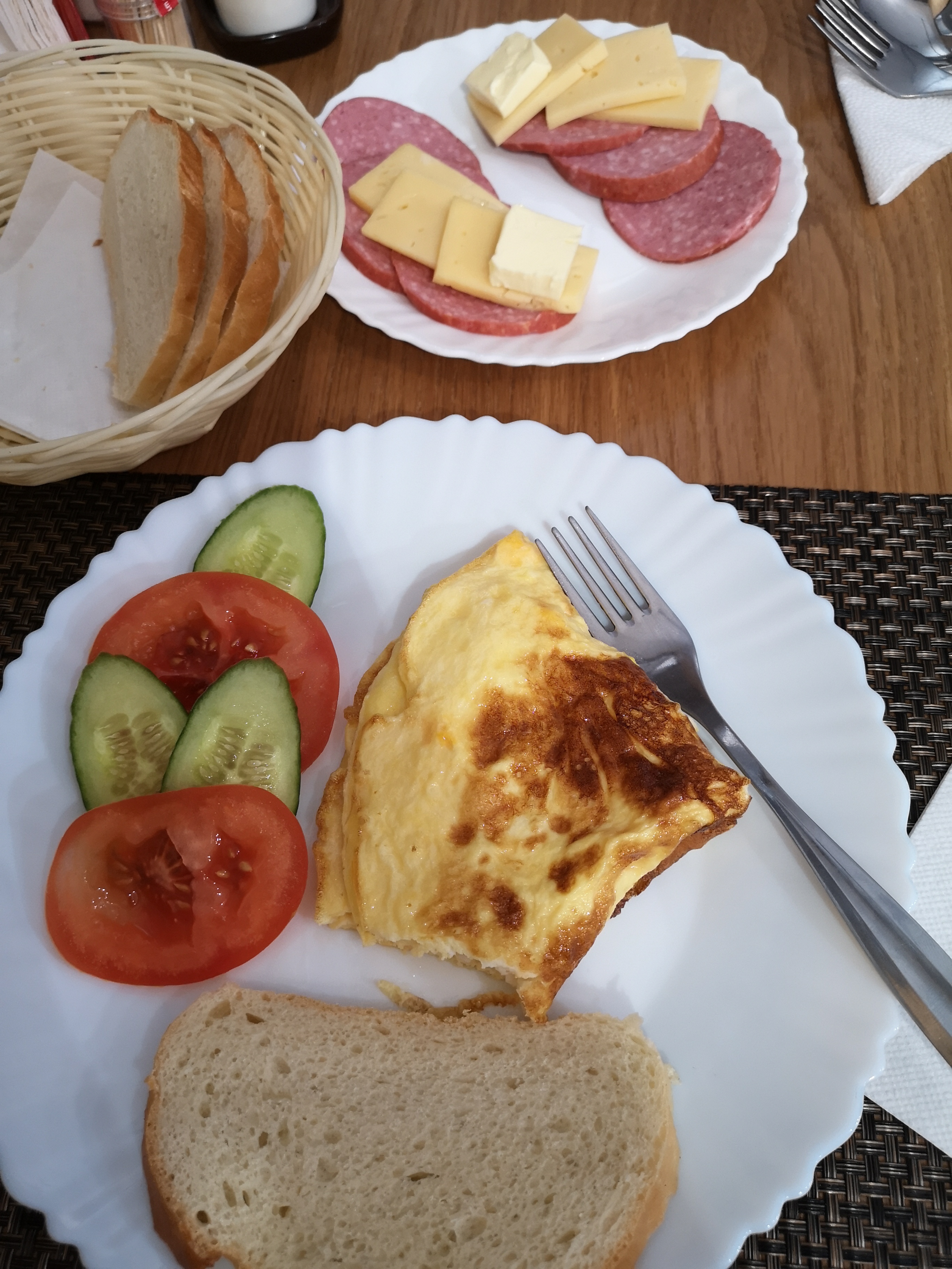 Фото Континент