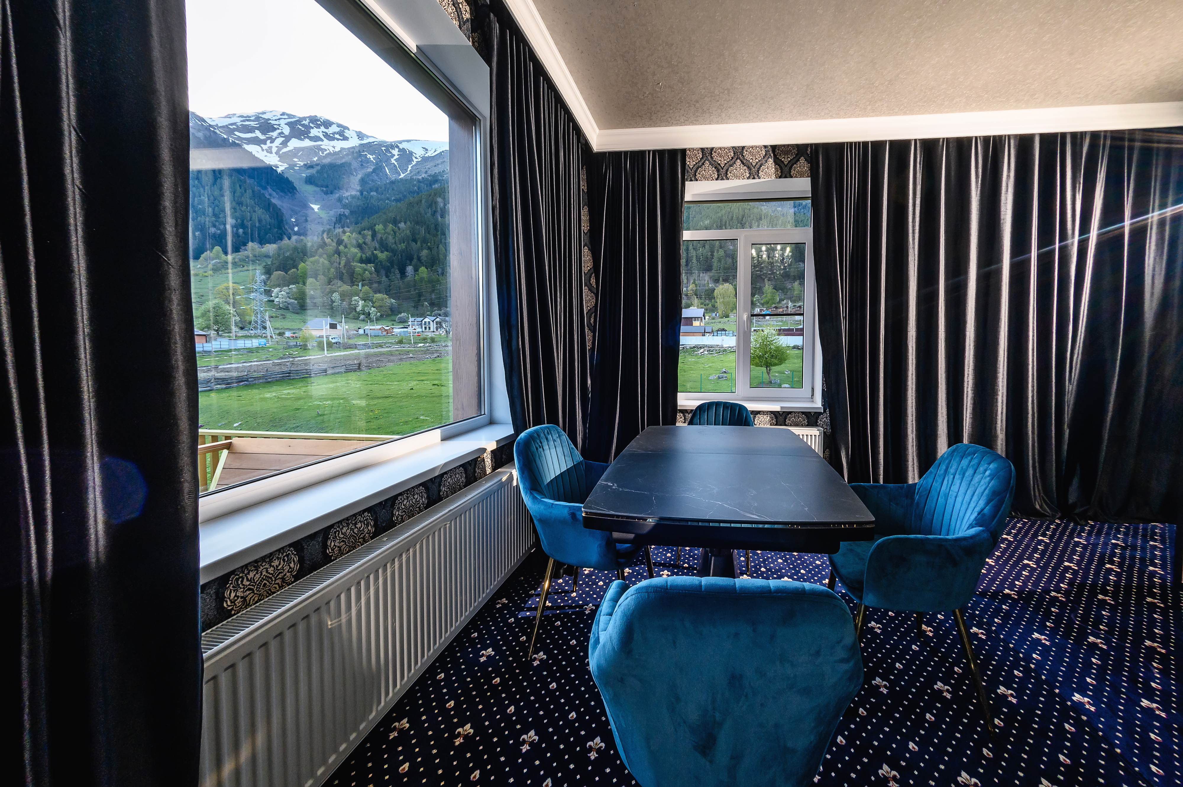 Фото Алёлина Хата