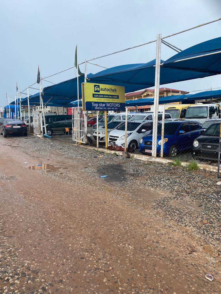Car dealership Autochek Top Star Motors, Accra, photo