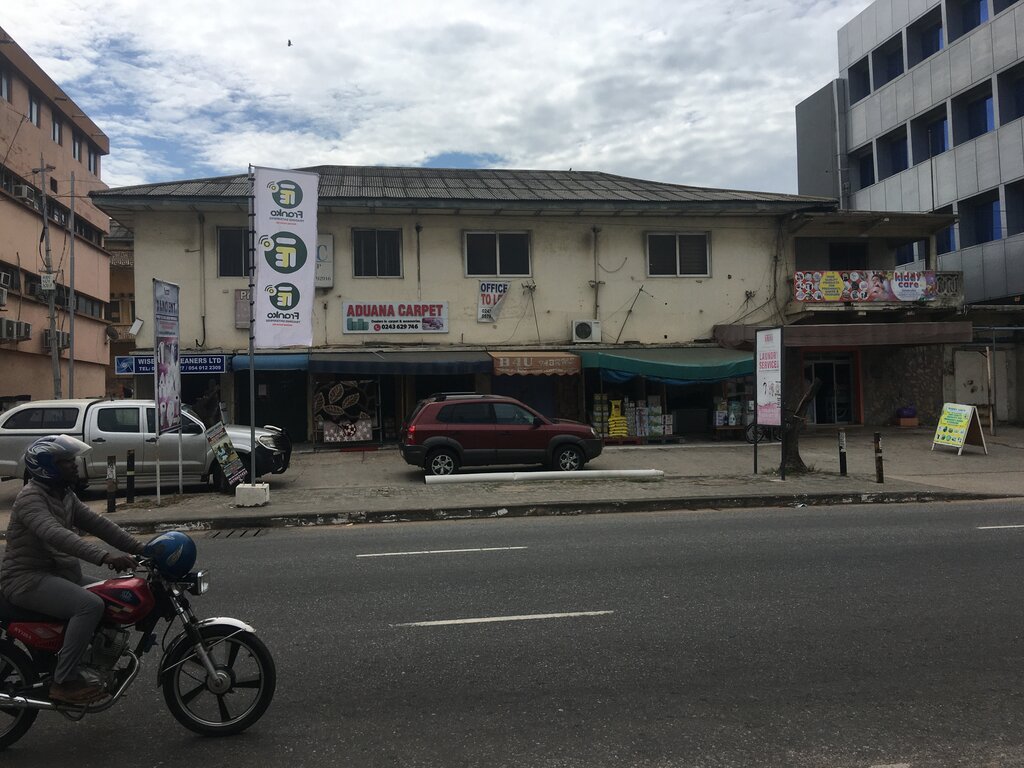Laundry Wiseway Cleaners, Accra, photo