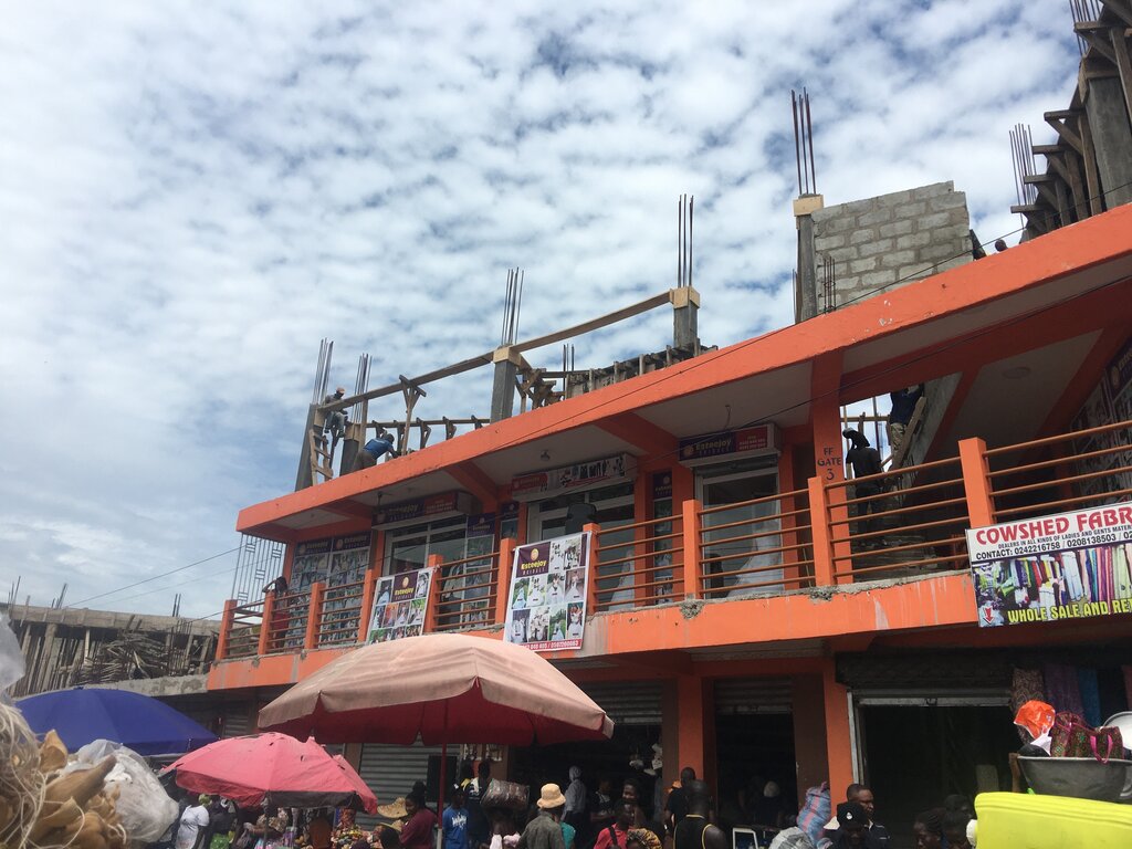 Bridal salon Eateejoy bridals, Accra, photo