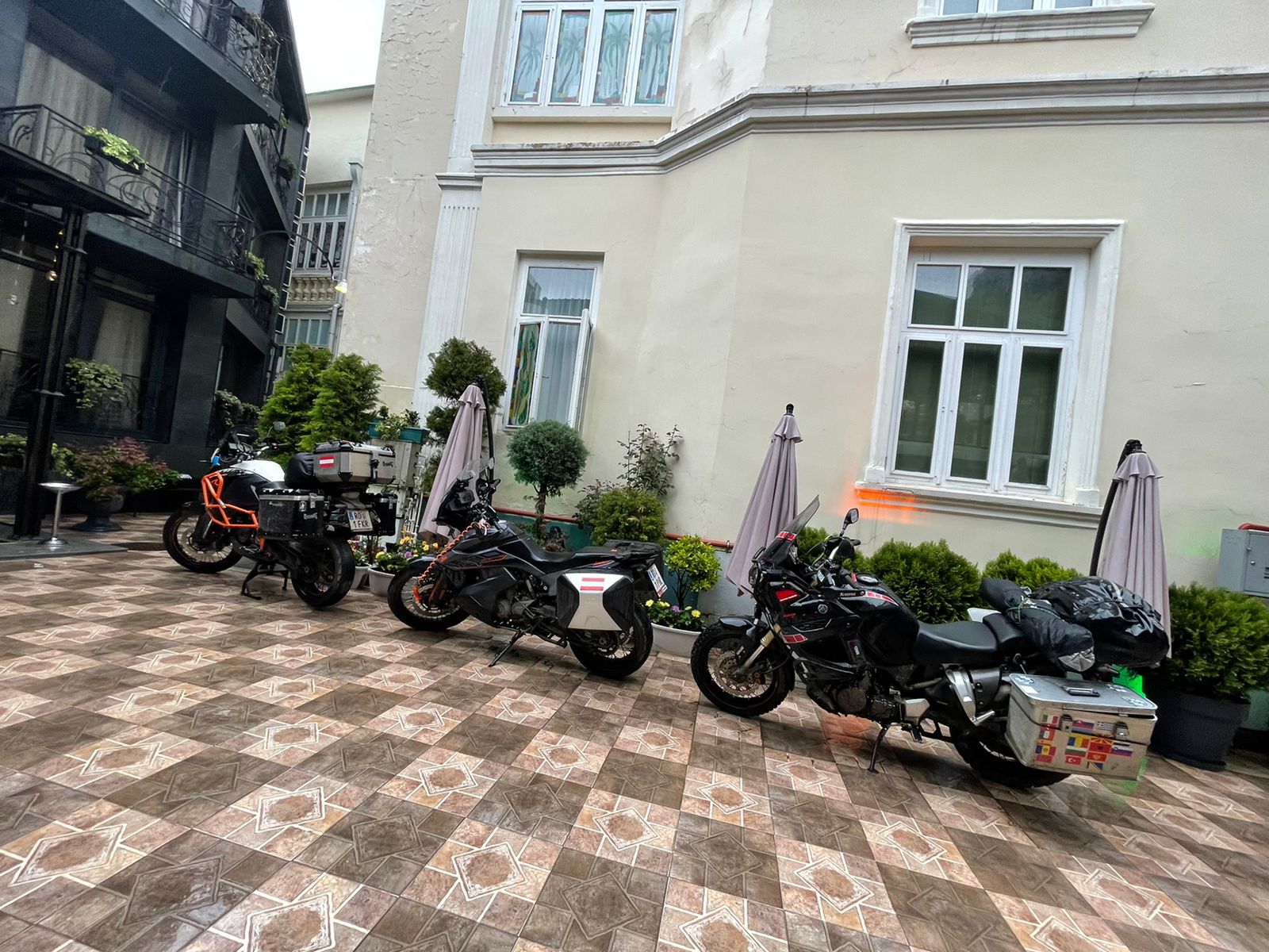 Фото Batumi West Hotel