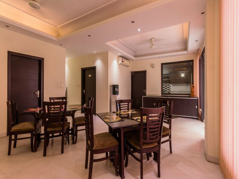 Гостиница Oyo 6796 Retreat Suites Inn в Гургаоне