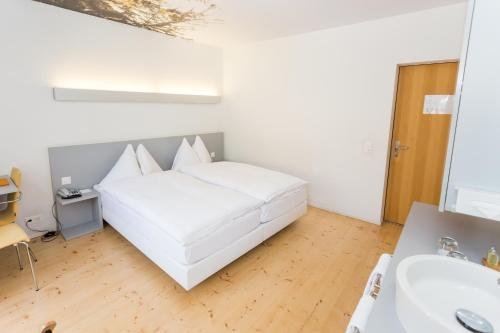 Фото Hotel De La Poste Sierre