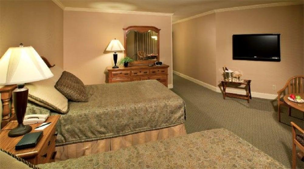 Фото Columbus Motor Inn