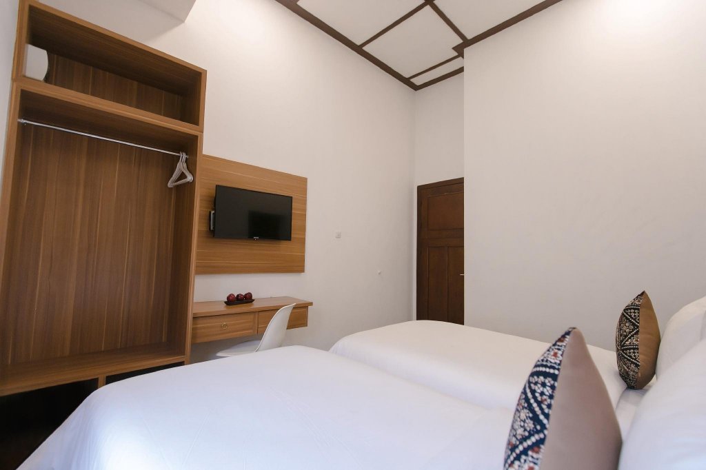 Фото Taman Yuwono Heritage Malioboro