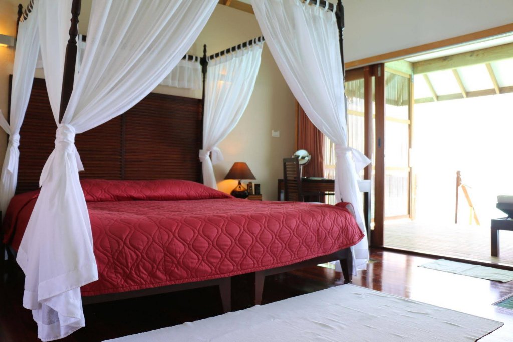 Фото Vakarufalhi Island Resort & SPA
