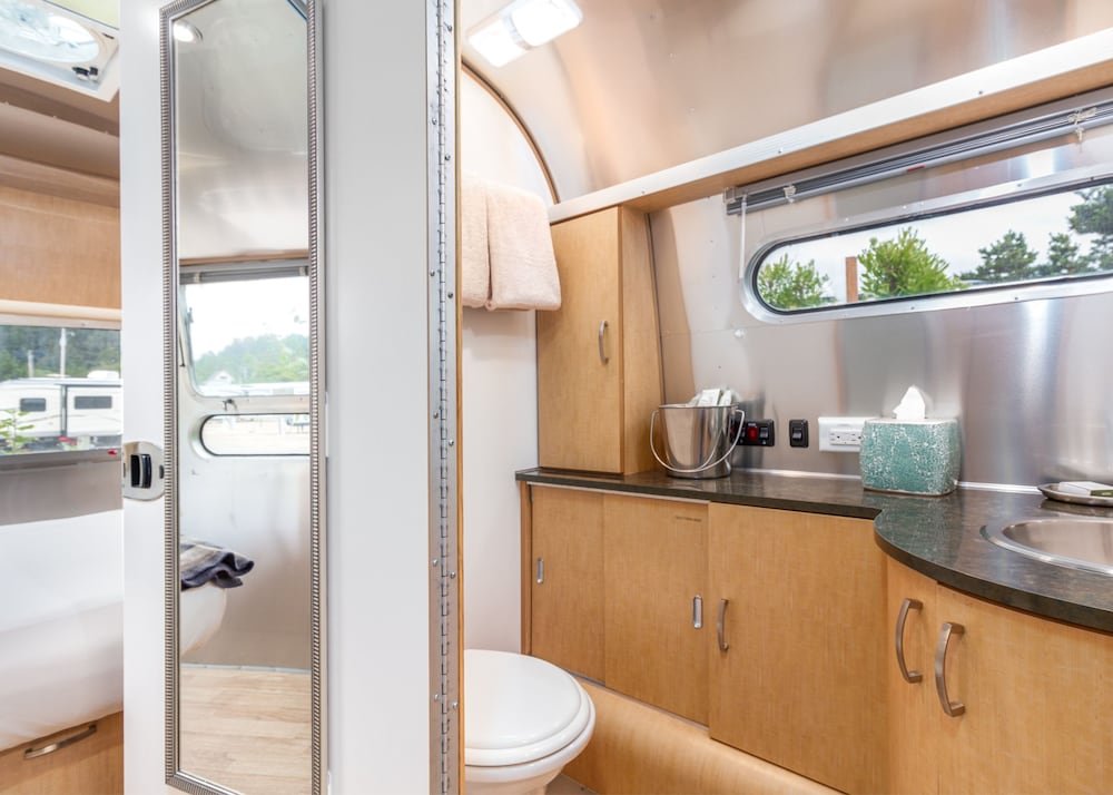 Фото Hart's Camp Airstream Hotel & Rv Park