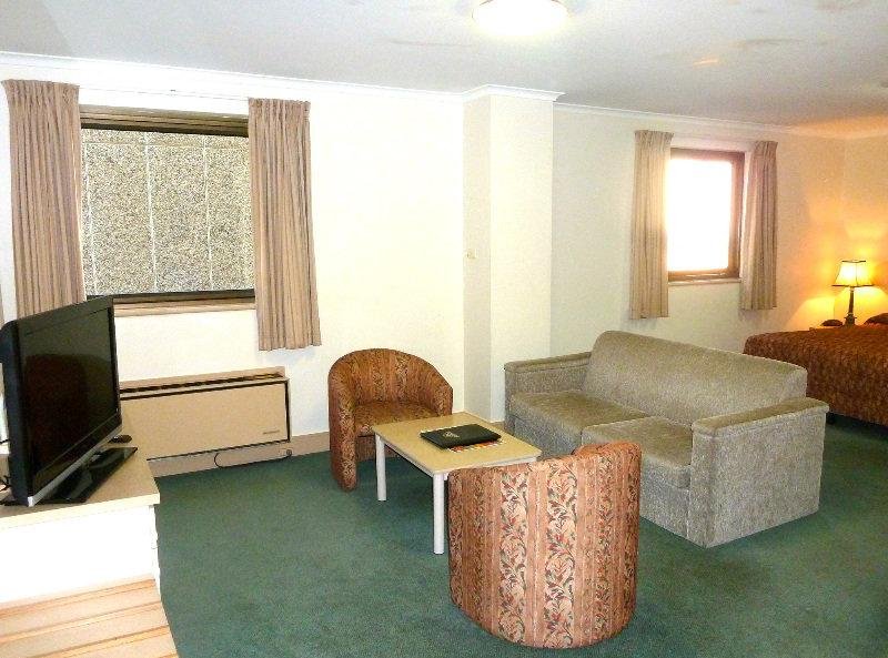 Фото Comfort Inn & Suites Goodearth Perth