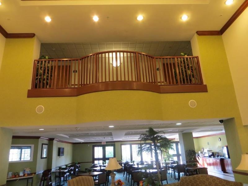 Фото Wingate by Wyndham Panama City Area Lynn Haven
