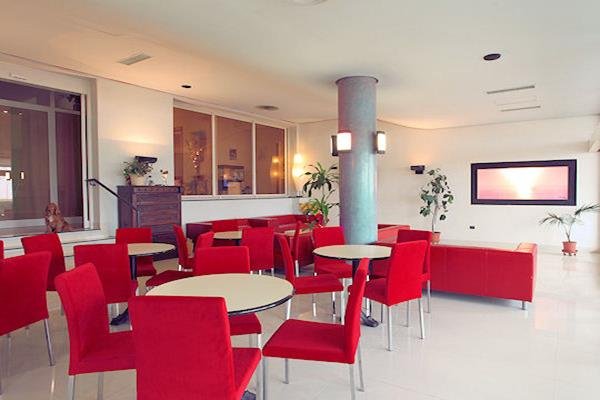 Фото Hotel Sacramora