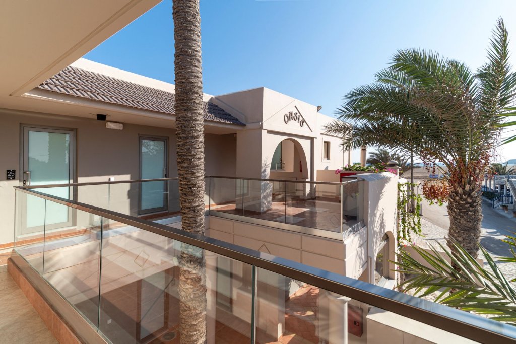 Фото Oasis Hotel Prasonisi