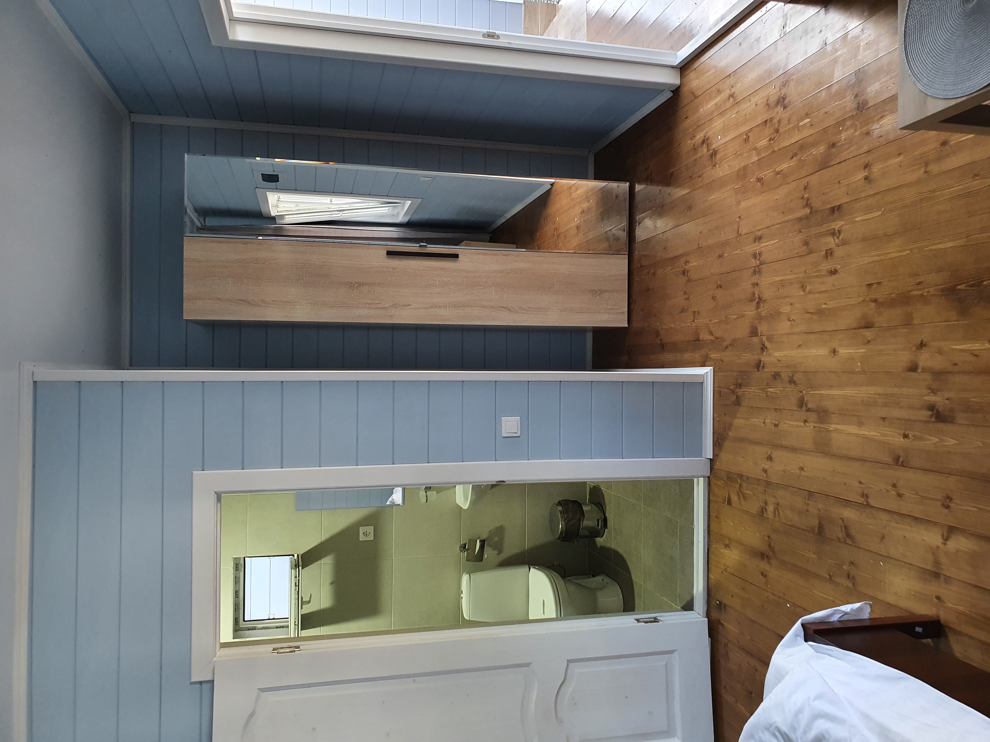 Фото 18755341514