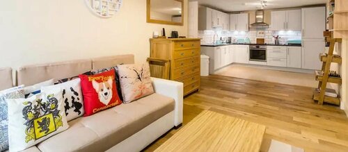 Fantastic Central Brixton Flat for up to 6 Guests
