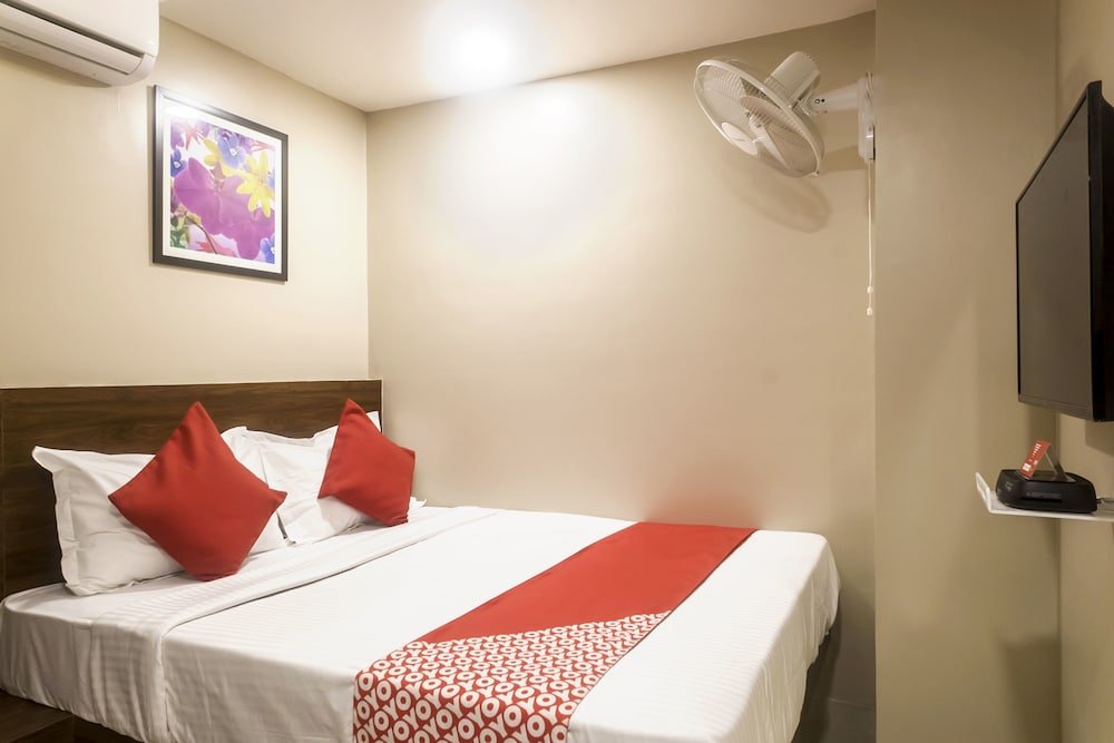 Фото Oyo 18340 Grand Pune