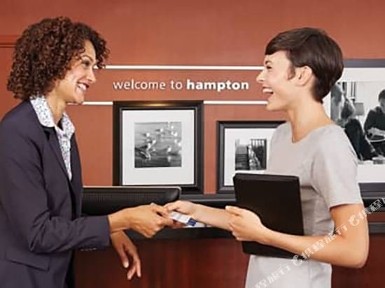 Фото Hampton Inn & Suites Chicago-Burr Ridge