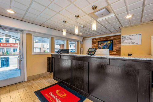 Гостиница Econo Lodge Beach and Boardwalk в Атлантик-Сити